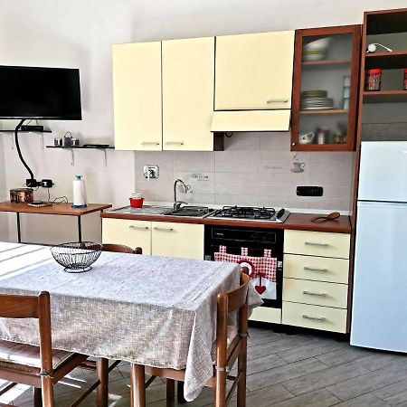 La Casina Di Anzio - Appartamento A 50M Dal Mare Kültér fotó